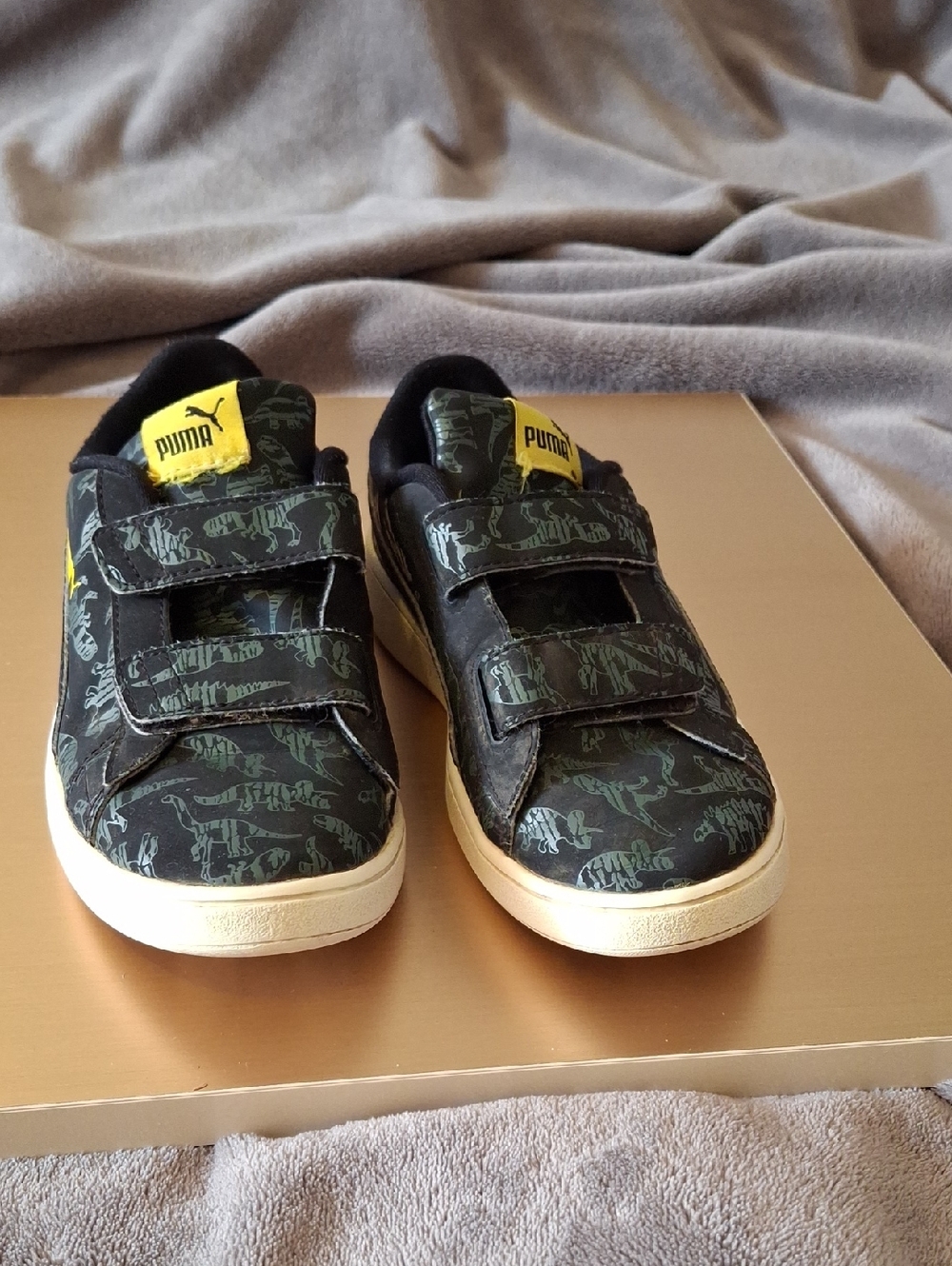 Puma Kids Black, Green And Yellow. Dinosaur Velcro Sneakers